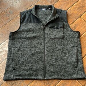 Lands End Vest - Size XLarge